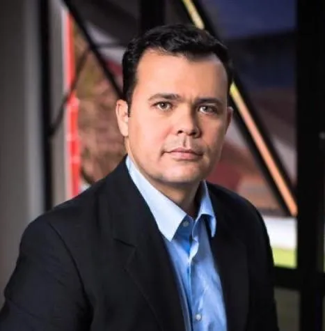 Edson Paulossi, Diretor Administrativo